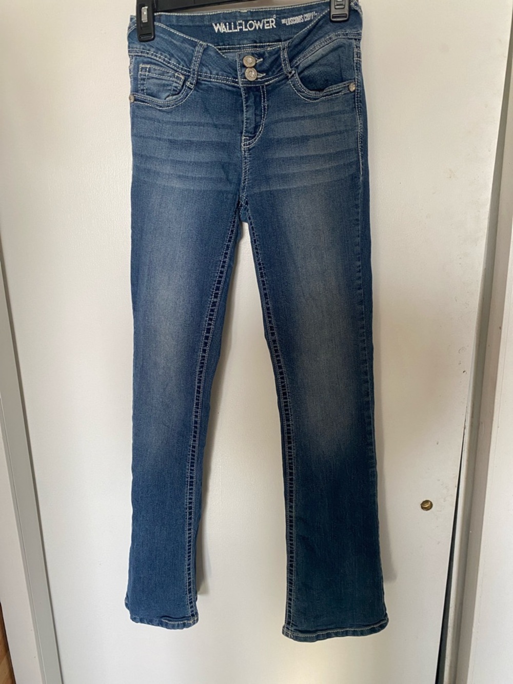 Wallflower Women's Medium Dark Blue Bootcut Jeans